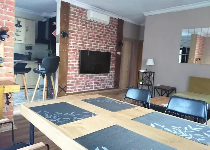 Happy Accomation 192mt To Harbour No6 度假居 马尔马里斯