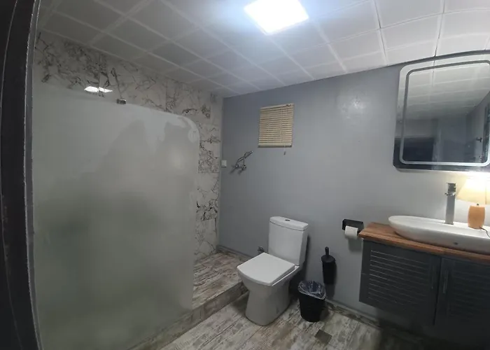 Happy Accomation 192mt To Harbour No6 马尔马里斯